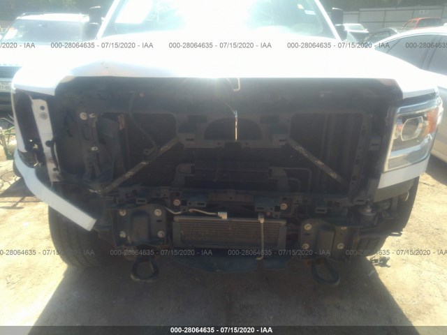 Photo 5 VIN: 1GT22REG3HZ397000 - GMC SIERRA 2500HD 