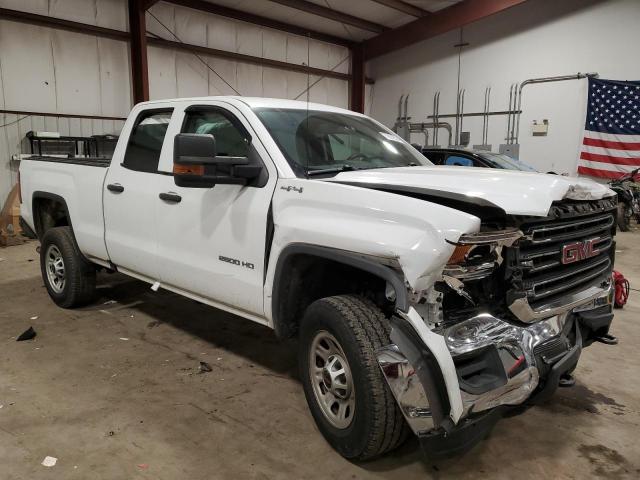 Photo 3 VIN: 1GT22REG6GZ280901 - GMC SIERRA 