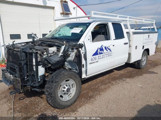 Photo 1 VIN: 1GT22REG8JZ257711 - GMC SIERRA 