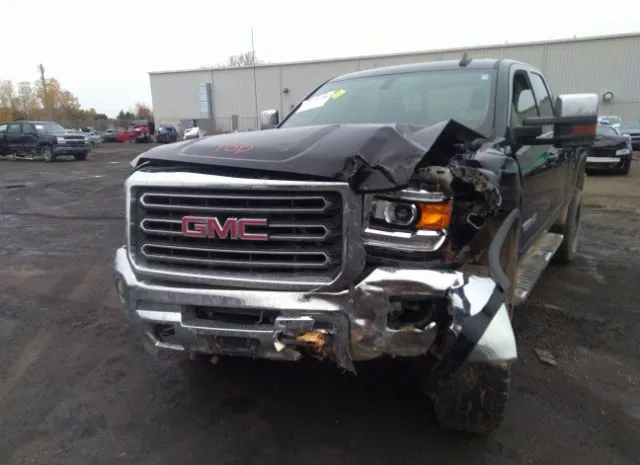 Photo 5 VIN: 1GT22SEGXHZ158986 - GMC SIERRA 2500HD 