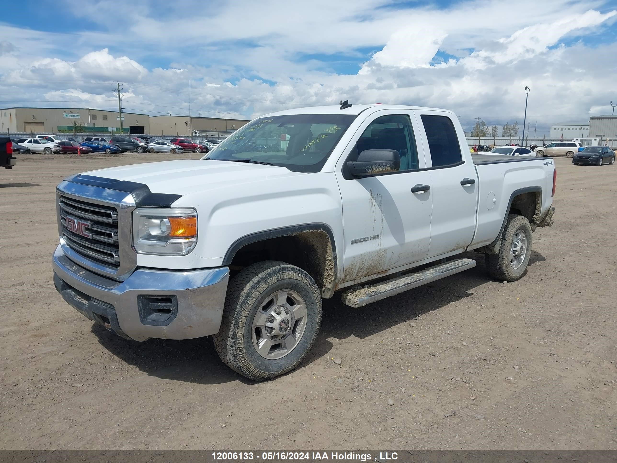 Photo 1 VIN: 1GT22XEG3FZ120011 - GMC SIERRA 