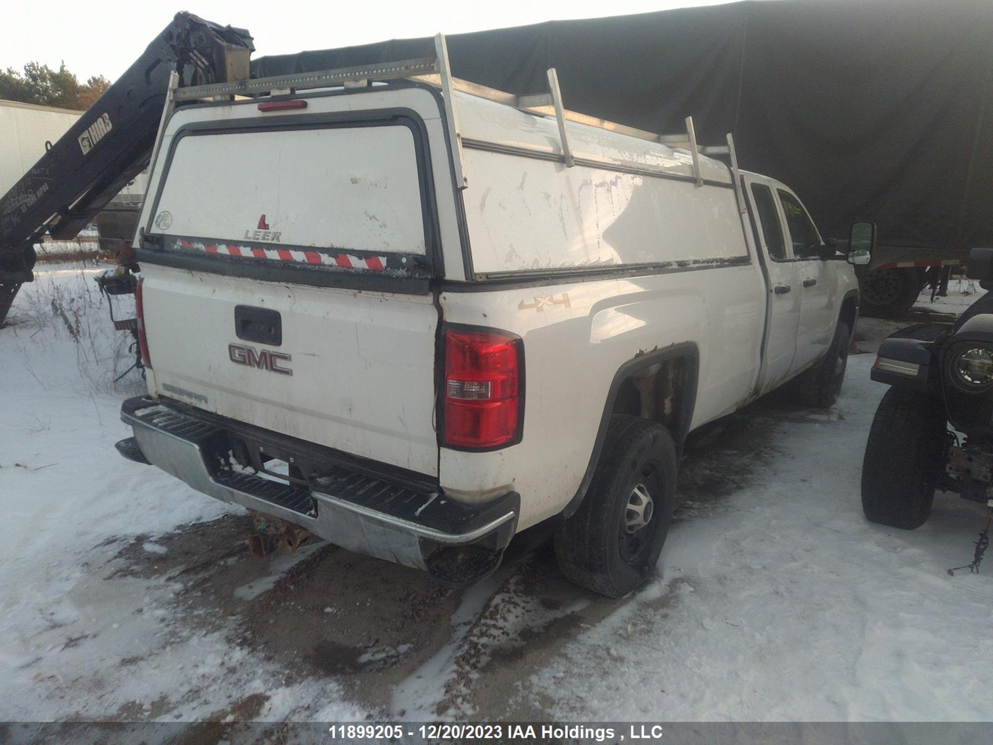 Photo 3 VIN: 1GT22XEG5FZ552941 - GMC SIERRA 