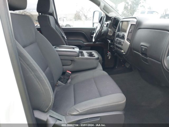 Photo 4 VIN: 1GT22YE8XFZ111529 - GMC SIERRA 2500HD 