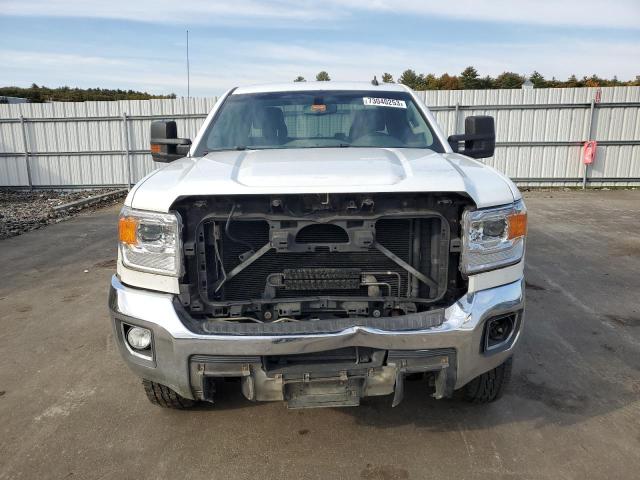 Photo 4 VIN: 1GT22YEG4FZ105829 - GMC SIERRA 