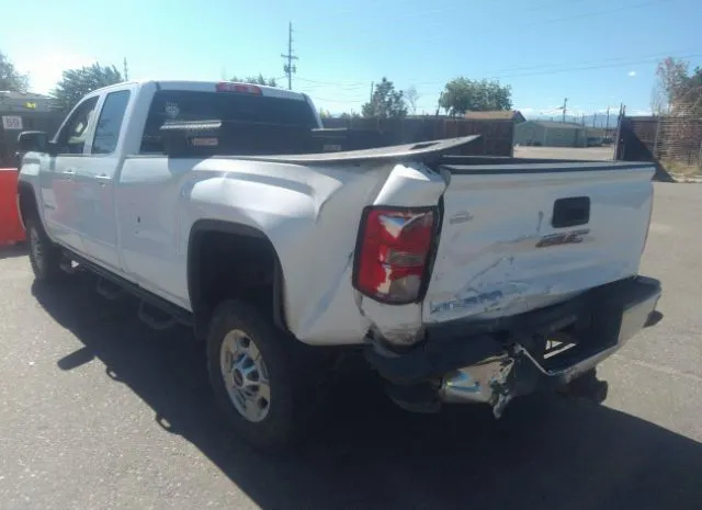 Photo 2 VIN: 1GT22YEG8FZ116252 - GMC SIERRA 2500HD 