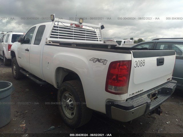 Photo 2 VIN: 1GT22ZCG0DZ303359 - GMC SIERRA 2500HD 