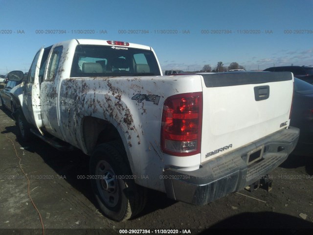 Photo 2 VIN: 1GT22ZCG3DZ364317 - GMC SIERRA 2500HD 