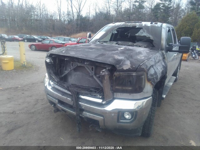 Photo 5 VIN: 1GT22ZE80FZ101131 - GMC SIERRA 2500HD 