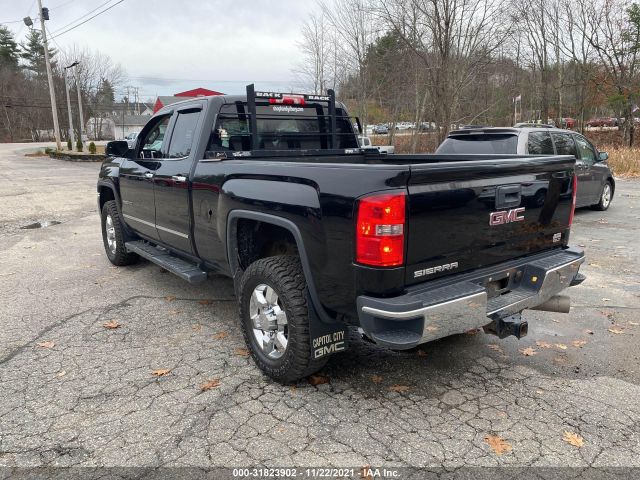 Photo 2 VIN: 1GT22ZE82FZ108985 - GMC SIERRA 2500HD 