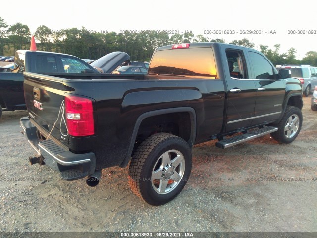 Photo 3 VIN: 1GT22ZEG9FZ107128 - GMC SIERRA 2500HD 