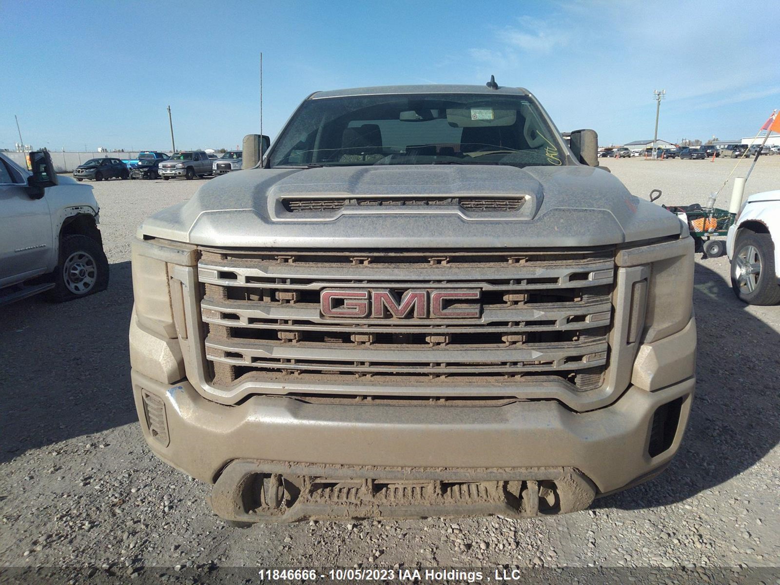 Photo 5 VIN: 1GT29ME73MF220795 - GMC SIERRA 