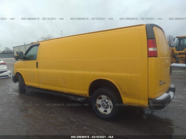 Photo 2 VIN: 1GT2GUBA1A1903562 - GMC SAVANA CARGO VAN 