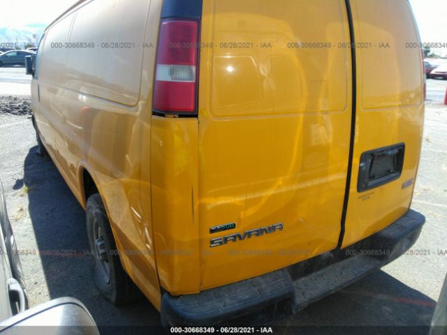 Photo 2 VIN: 1GT2GUBAXA1903639 - GMC SAVANA CARGO VAN 