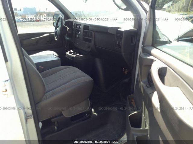 Photo 4 VIN: 1GT2GUBG3A1142263 - GMC SAVANA CARGO VAN 