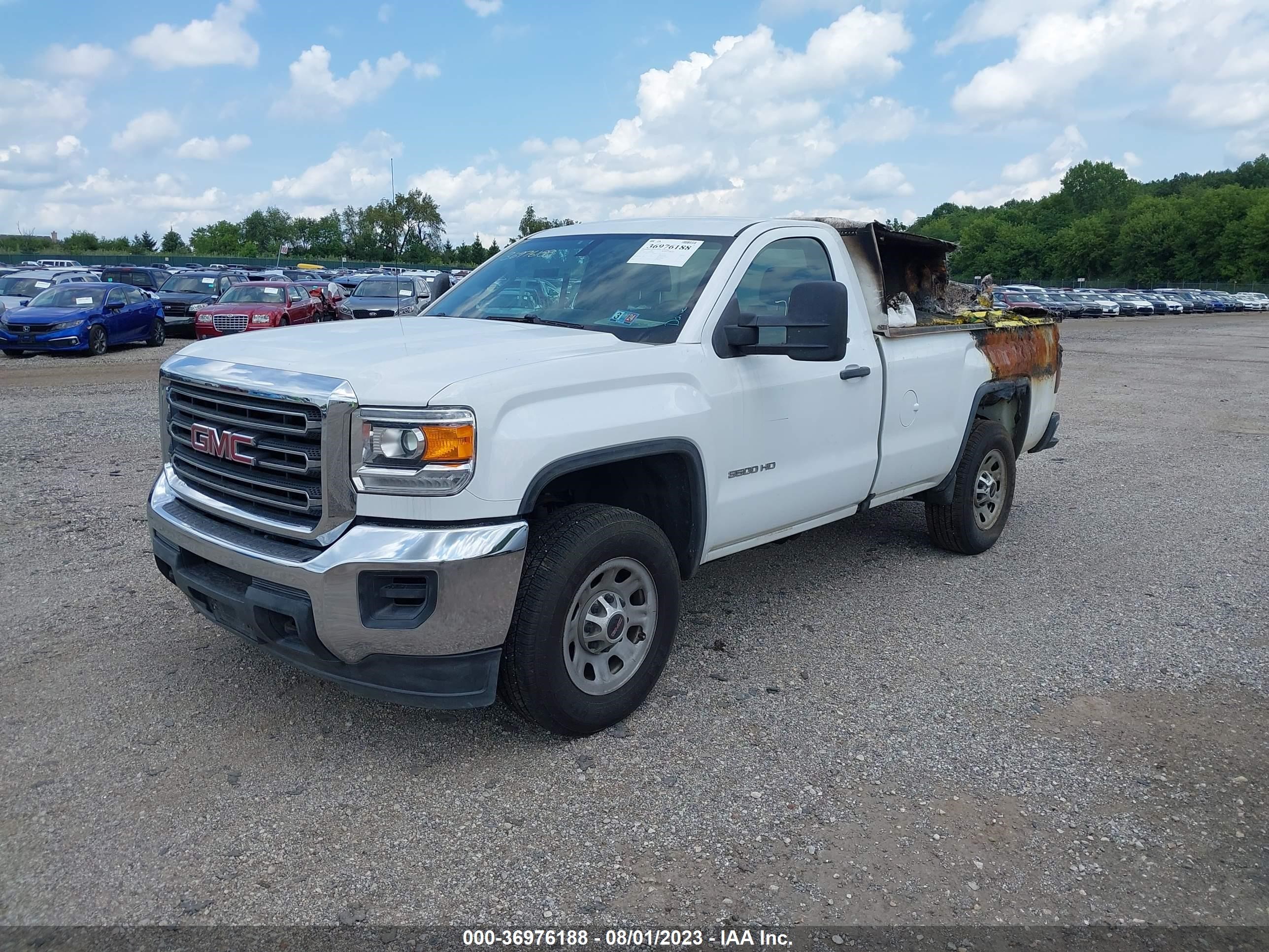 Photo 1 VIN: 1GT31VCGXJZ160769 - GMC NULL 