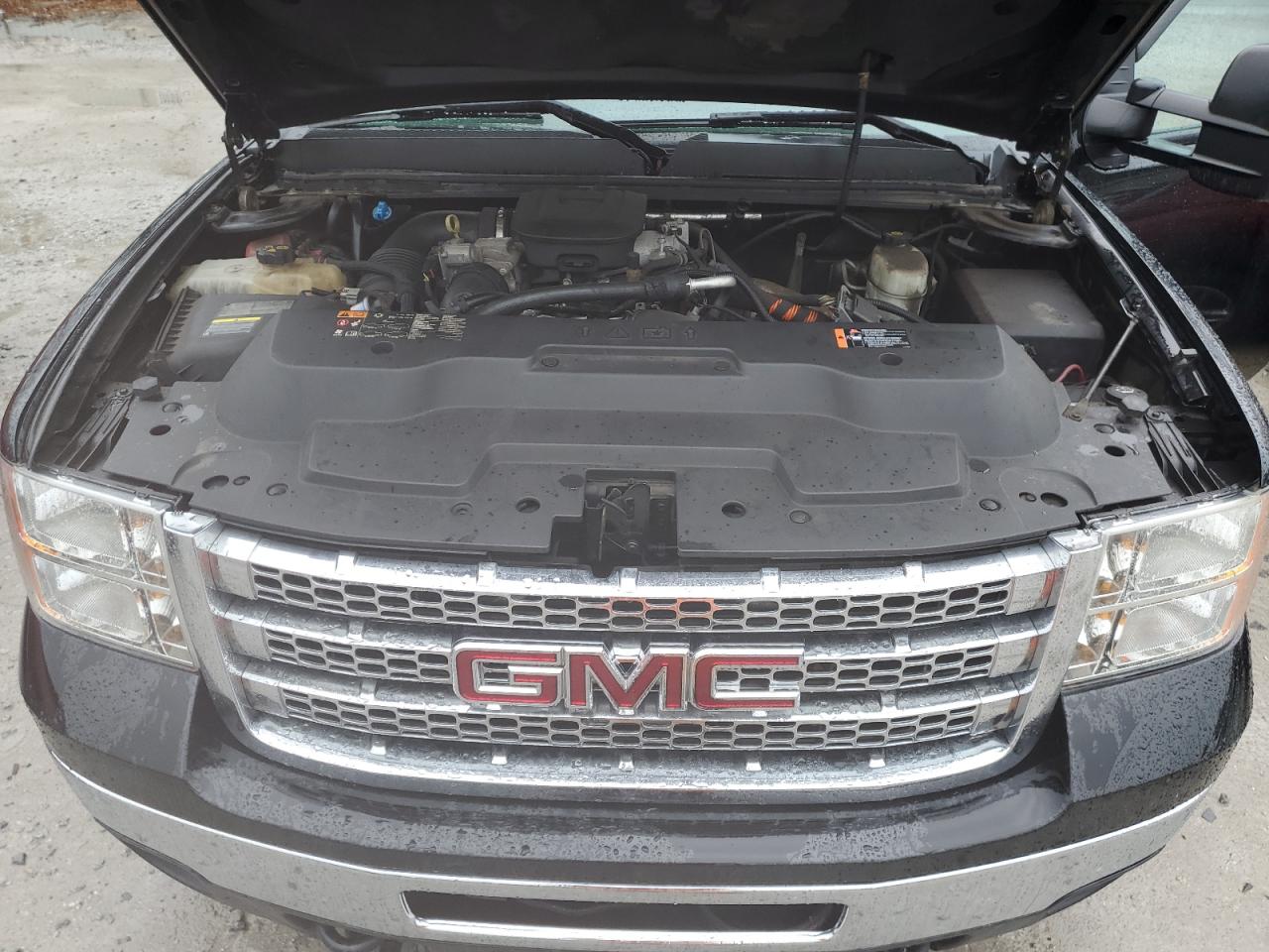 Photo 10 VIN: 1GT323C80EF154982 - GMC SIERRA 