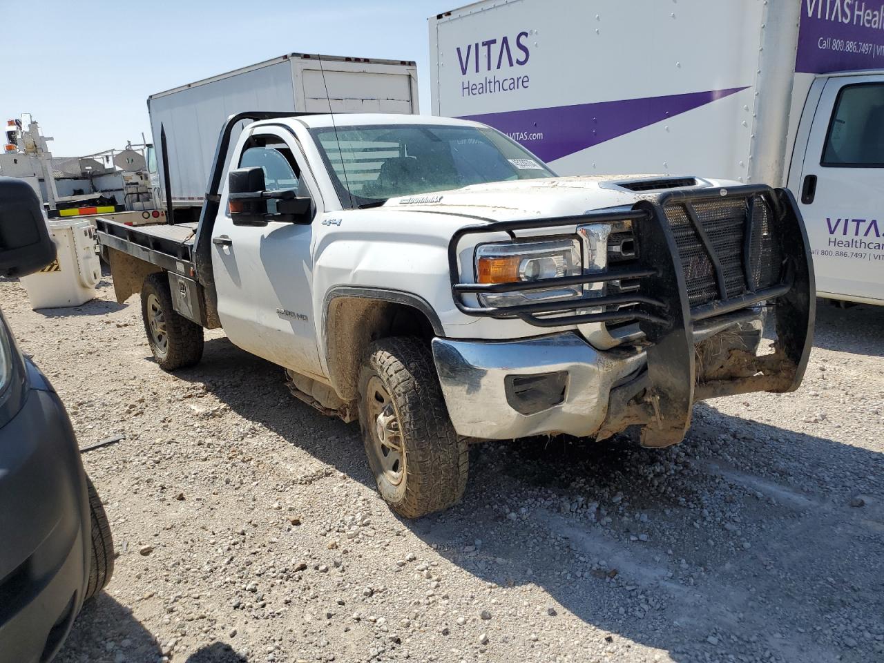 Photo 3 VIN: 1GT32VCY0JZ244718 - GMC SIERRA 