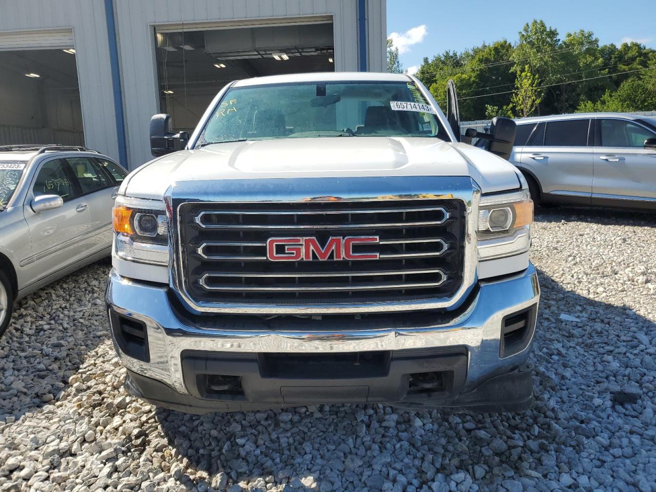 Photo 4 VIN: 1GT421CG7FF187527 - GMC SIERRA 