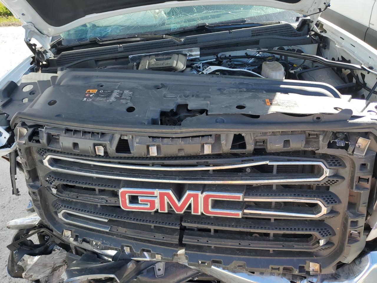 Photo 10 VIN: 1GT422C86FF616378 - GMC SIERRA 