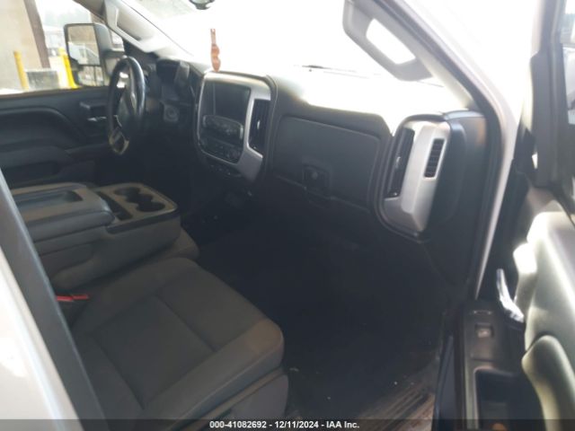 Photo 4 VIN: 1GT422CG9FF668983 - GMC SIERRA 