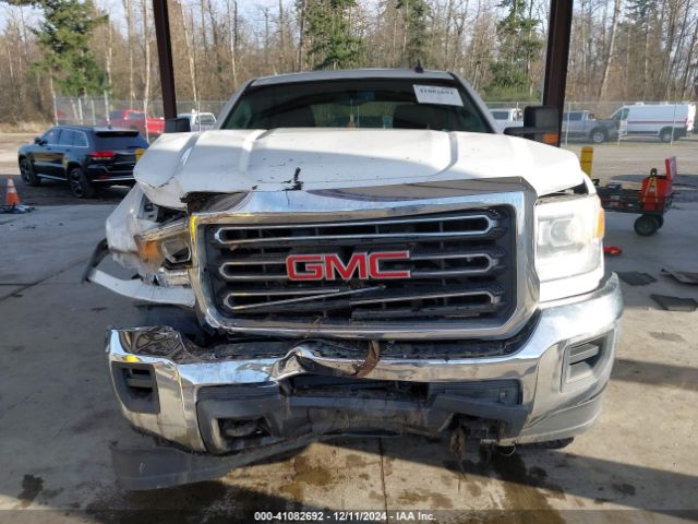 Photo 5 VIN: 1GT422CG9FF668983 - GMC SIERRA 