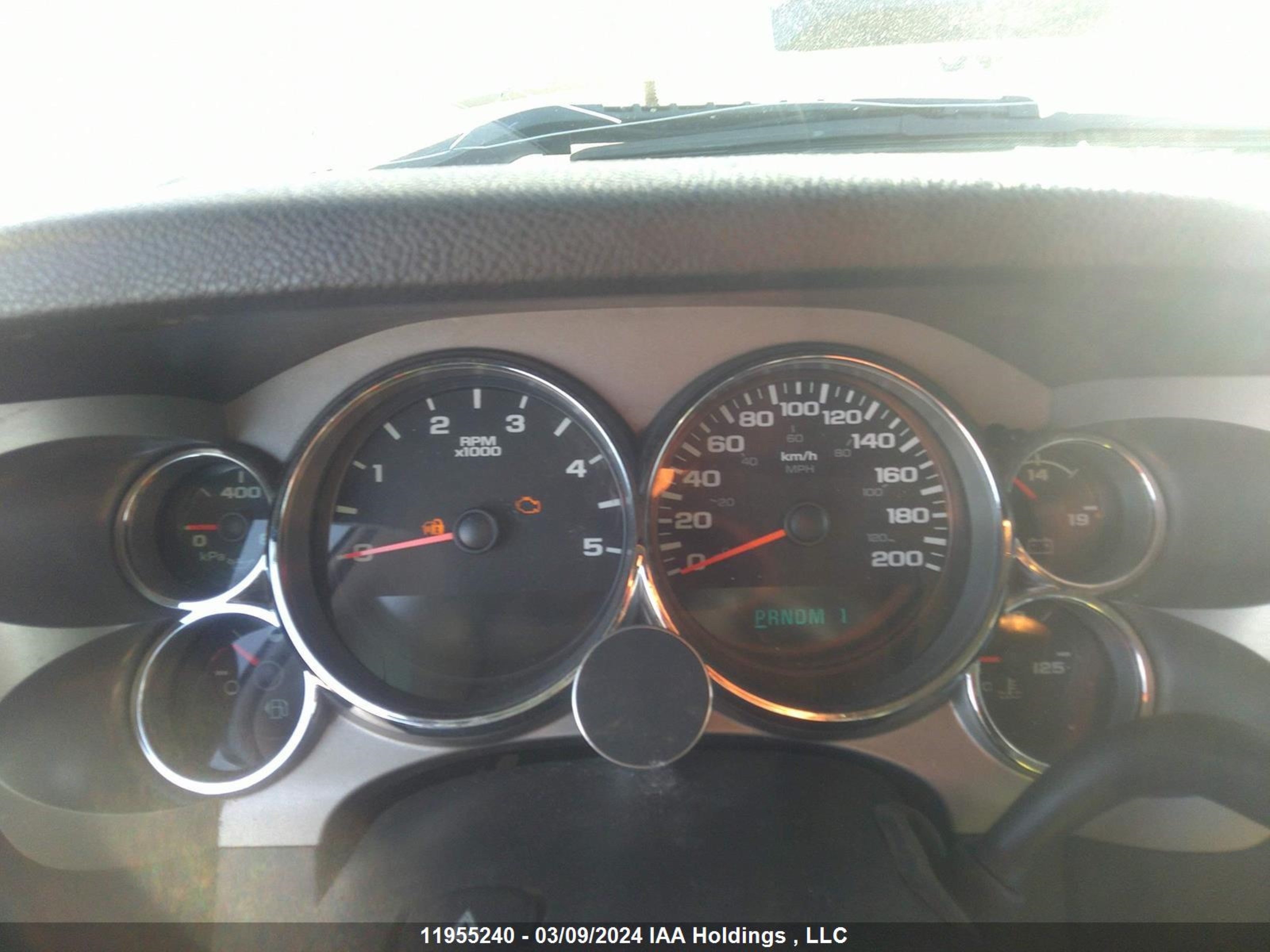 Photo 6 VIN: 1GT423C81CF140459 - GMC SIERRA 