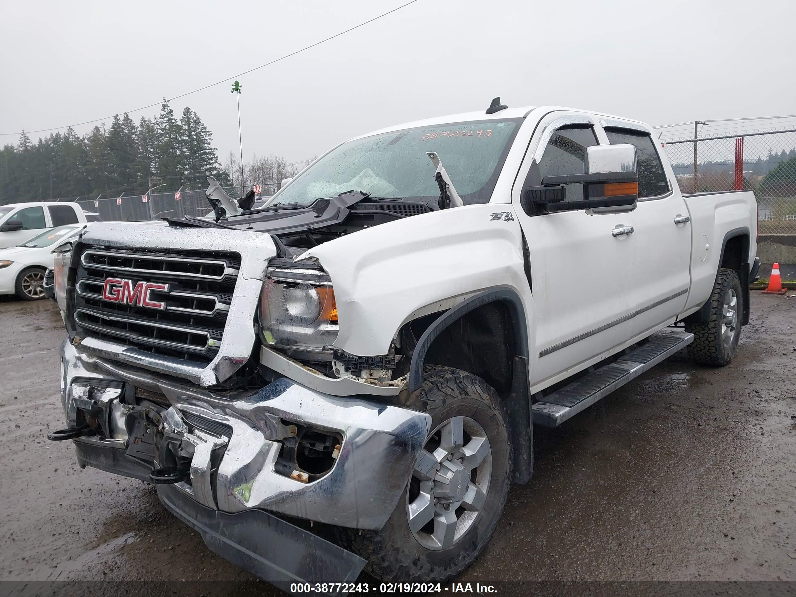 Photo 1 VIN: 1GT423CG8FF542703 - GMC SIERRA 