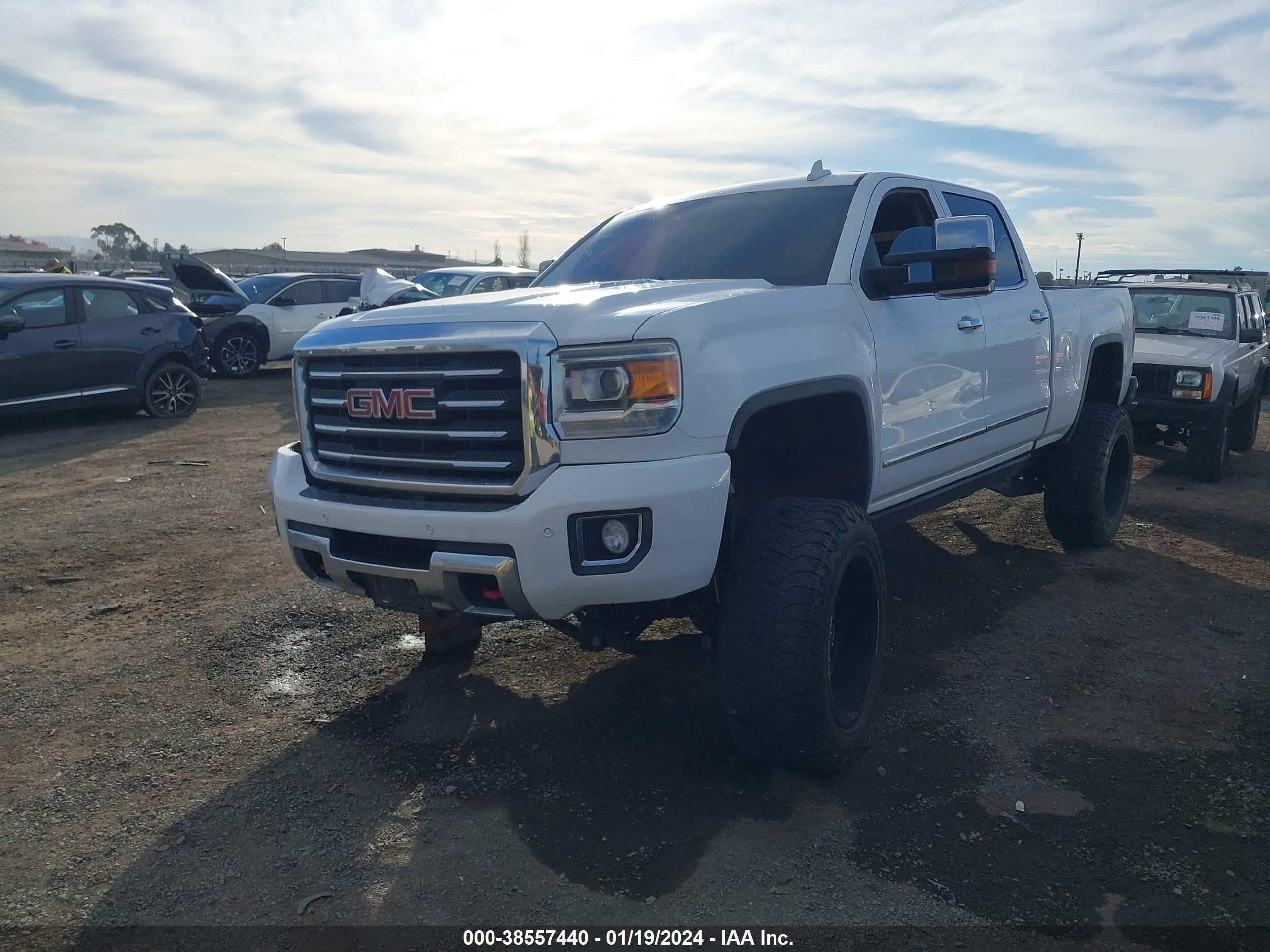 Photo 1 VIN: 1GT424E82FF569407 - GMC SIERRA 