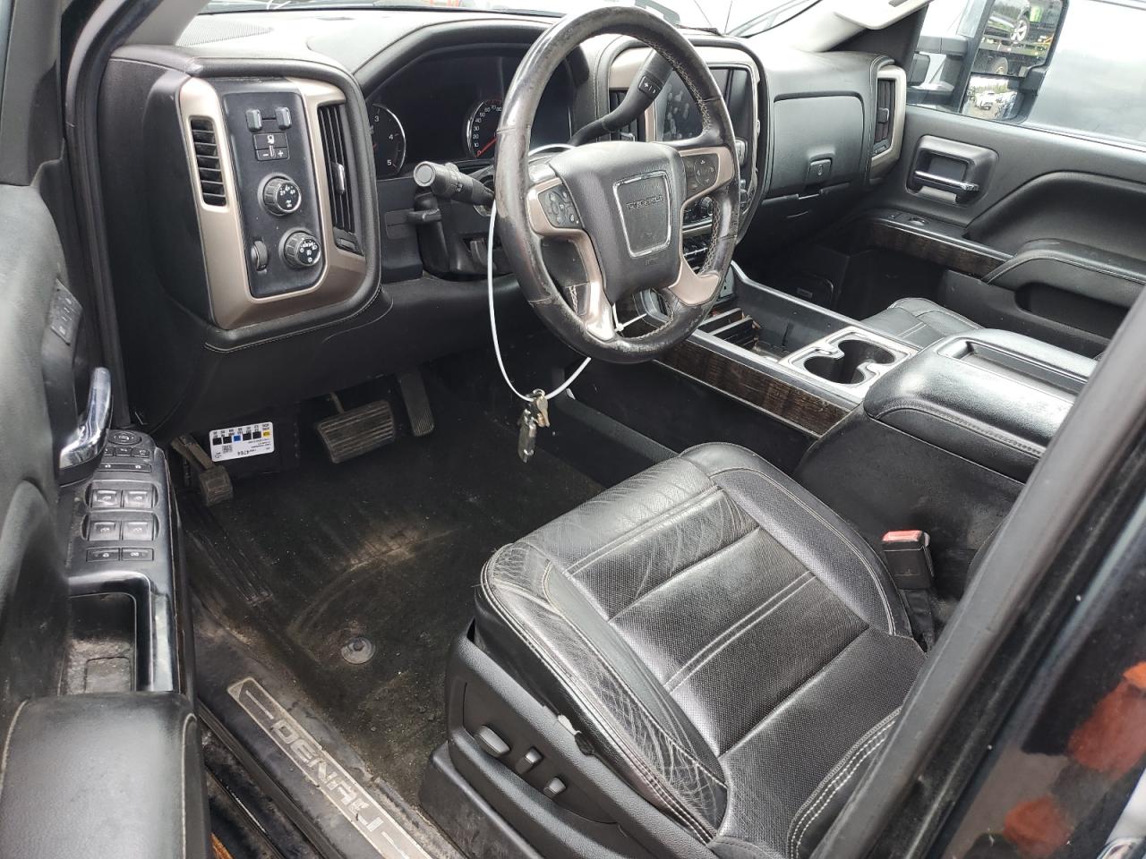 Photo 7 VIN: 1GT424E84FF663241 - GMC SIERRA 