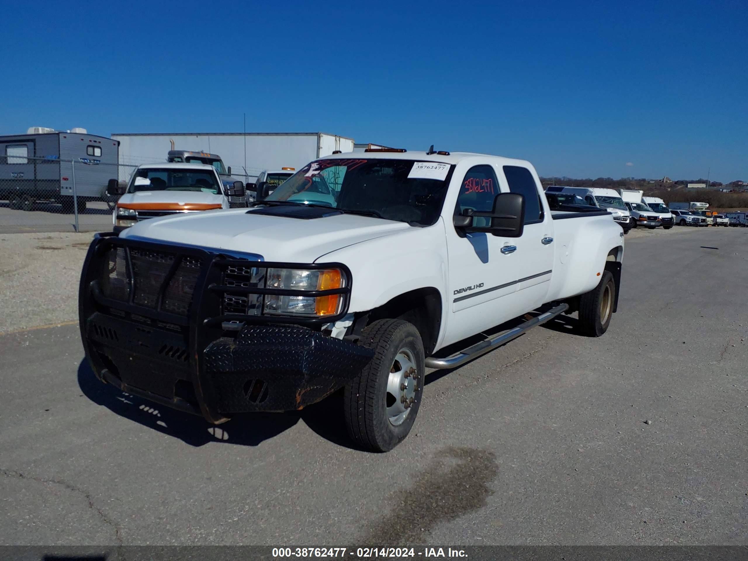 Photo 1 VIN: 1GT426C81EF115291 - GMC NULL 