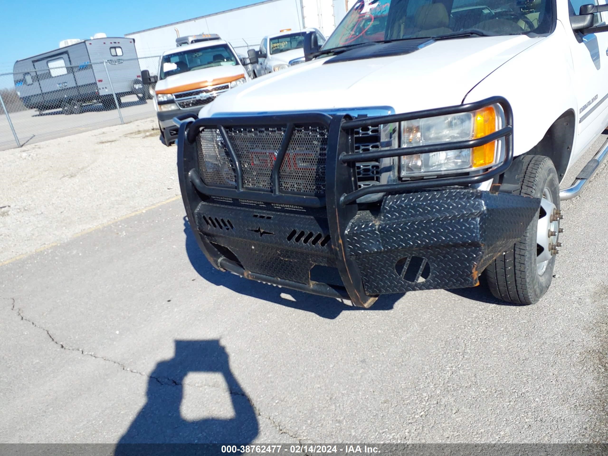 Photo 13 VIN: 1GT426C81EF115291 - GMC NULL 