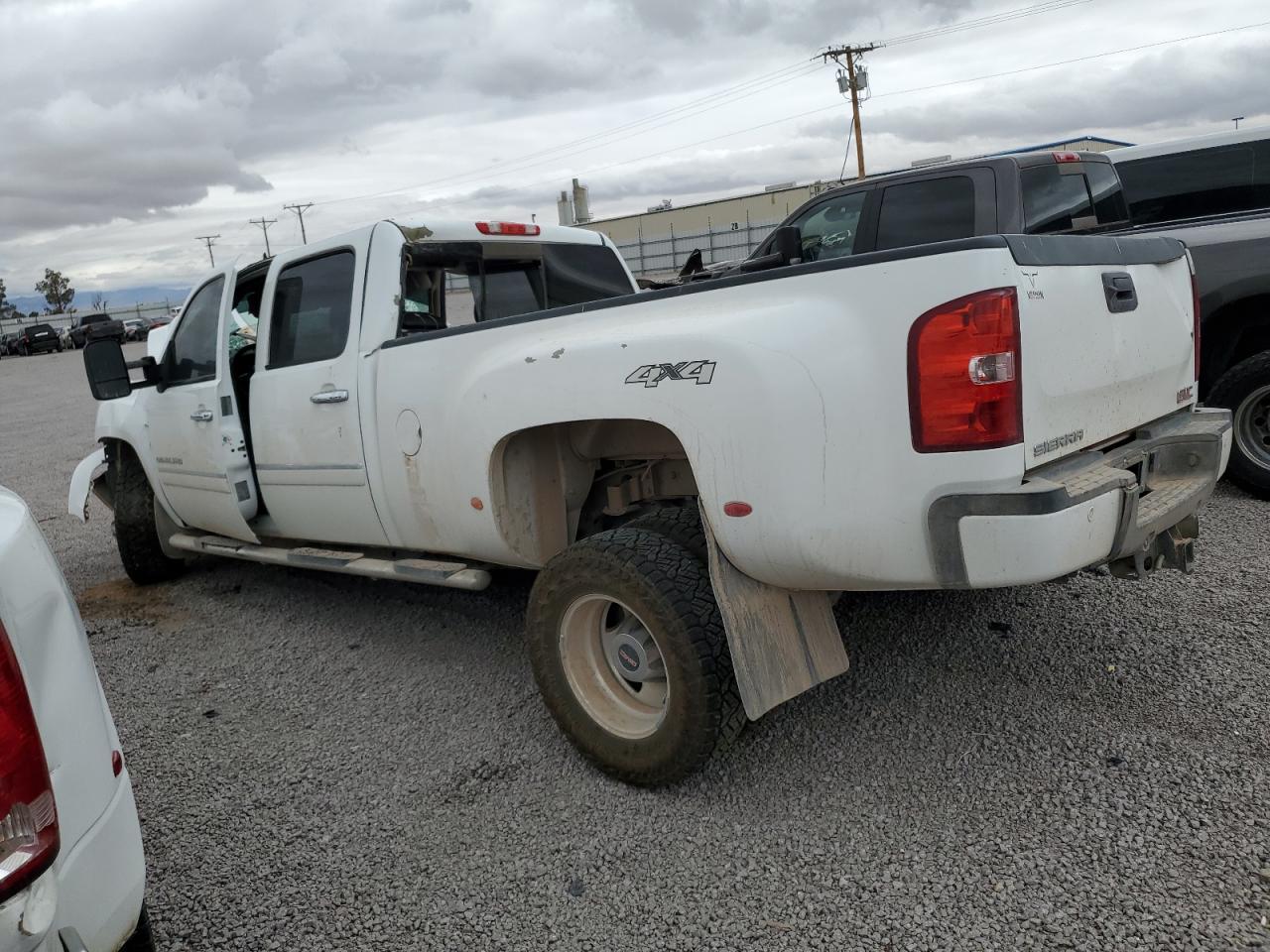 Photo 1 VIN: 1GT426C82DF151165 - GMC SIERRA 