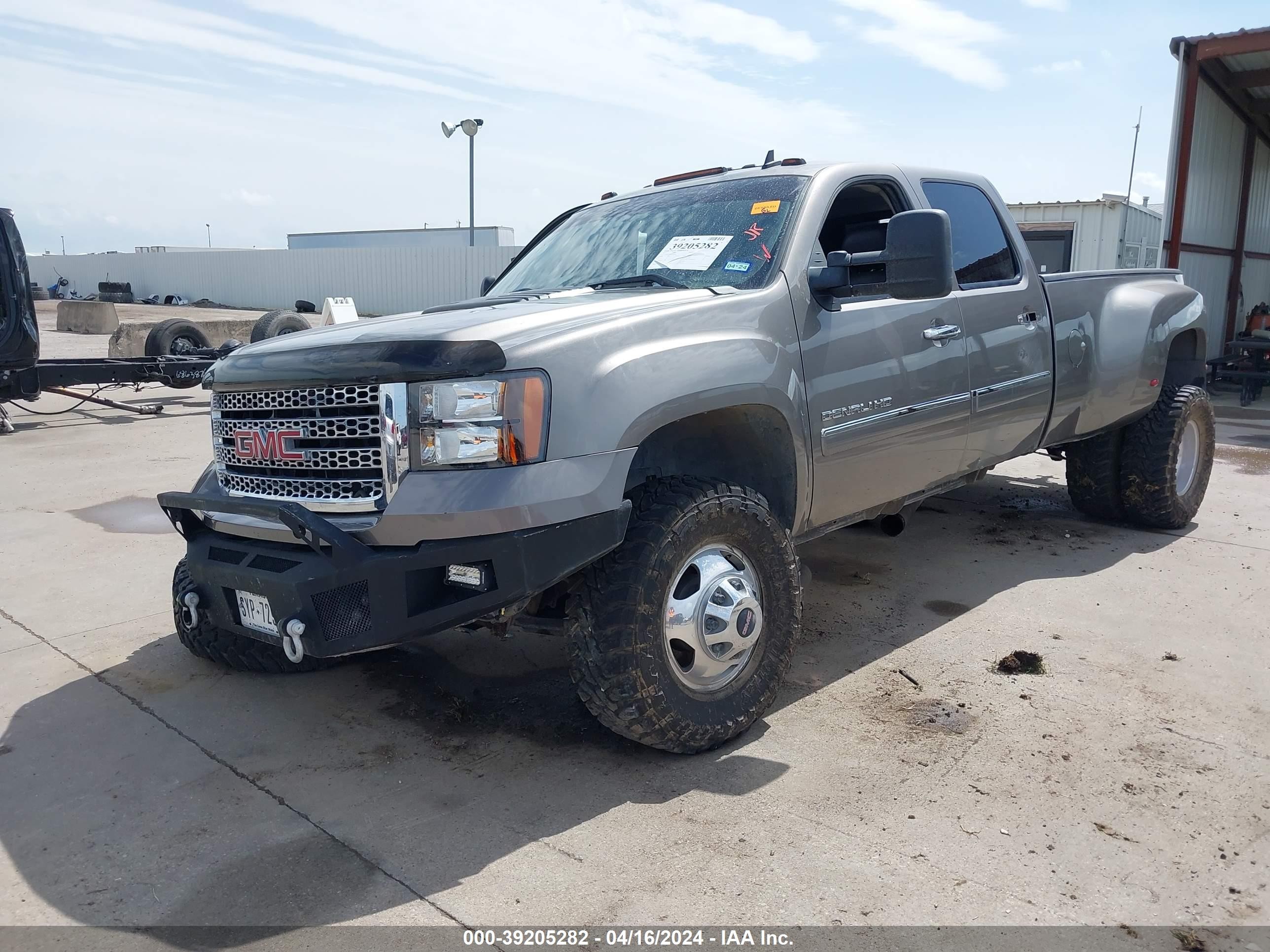 Photo 1 VIN: 1GT426C89CF223218 - GMC SIERRA 