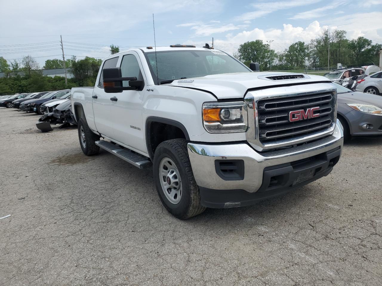 Photo 3 VIN: 1GT42VCY9HF239145 - GMC SIERRA 