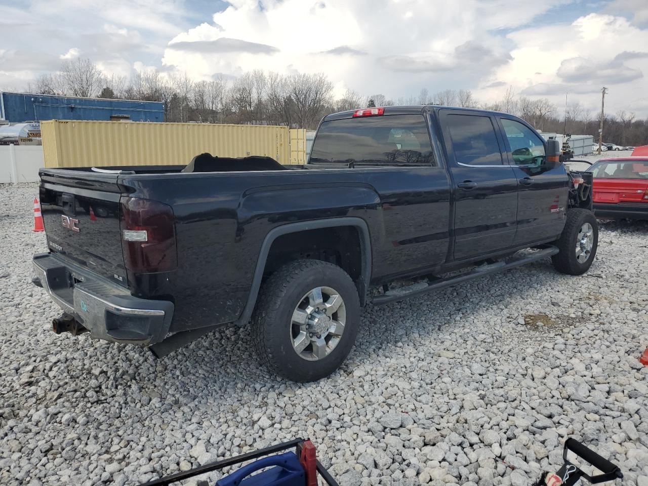 Photo 2 VIN: 1GT42WCG1GF189143 - GMC SIERRA 