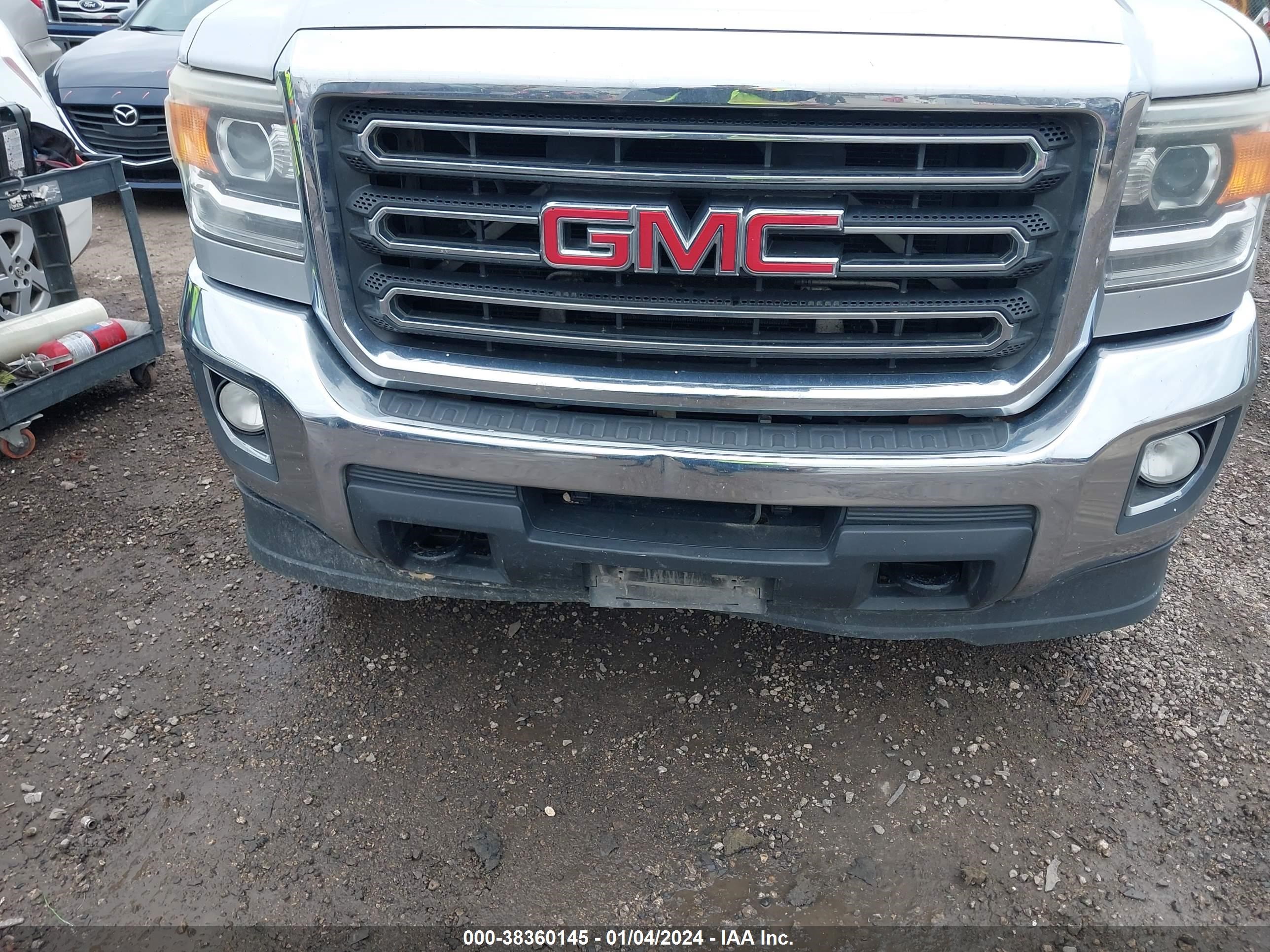 Photo 13 VIN: 1GT42WEG0GF298366 - GMC NULL 