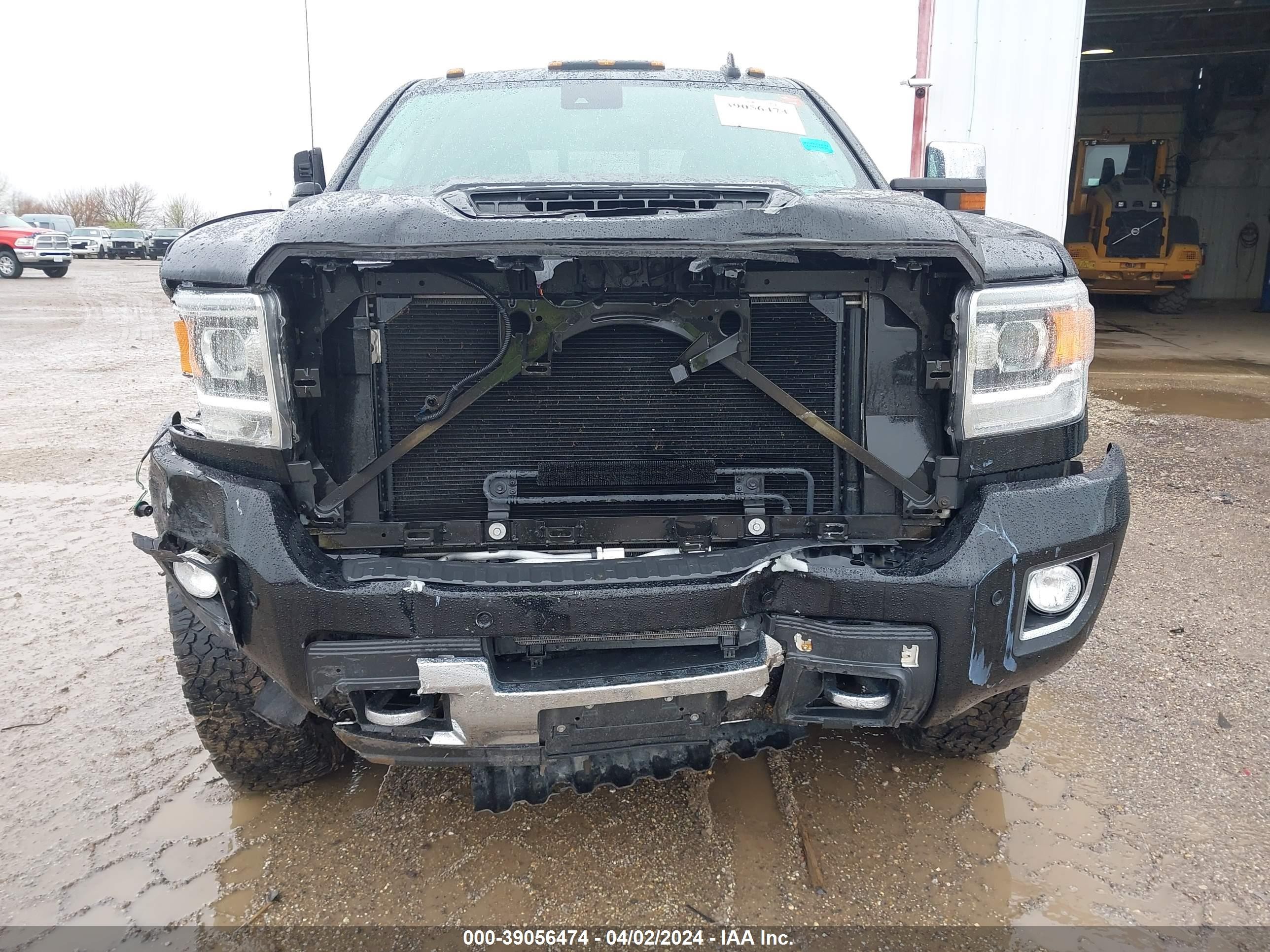 Photo 10 VIN: 1GT42WEY3KF267114 - GMC SIERRA 