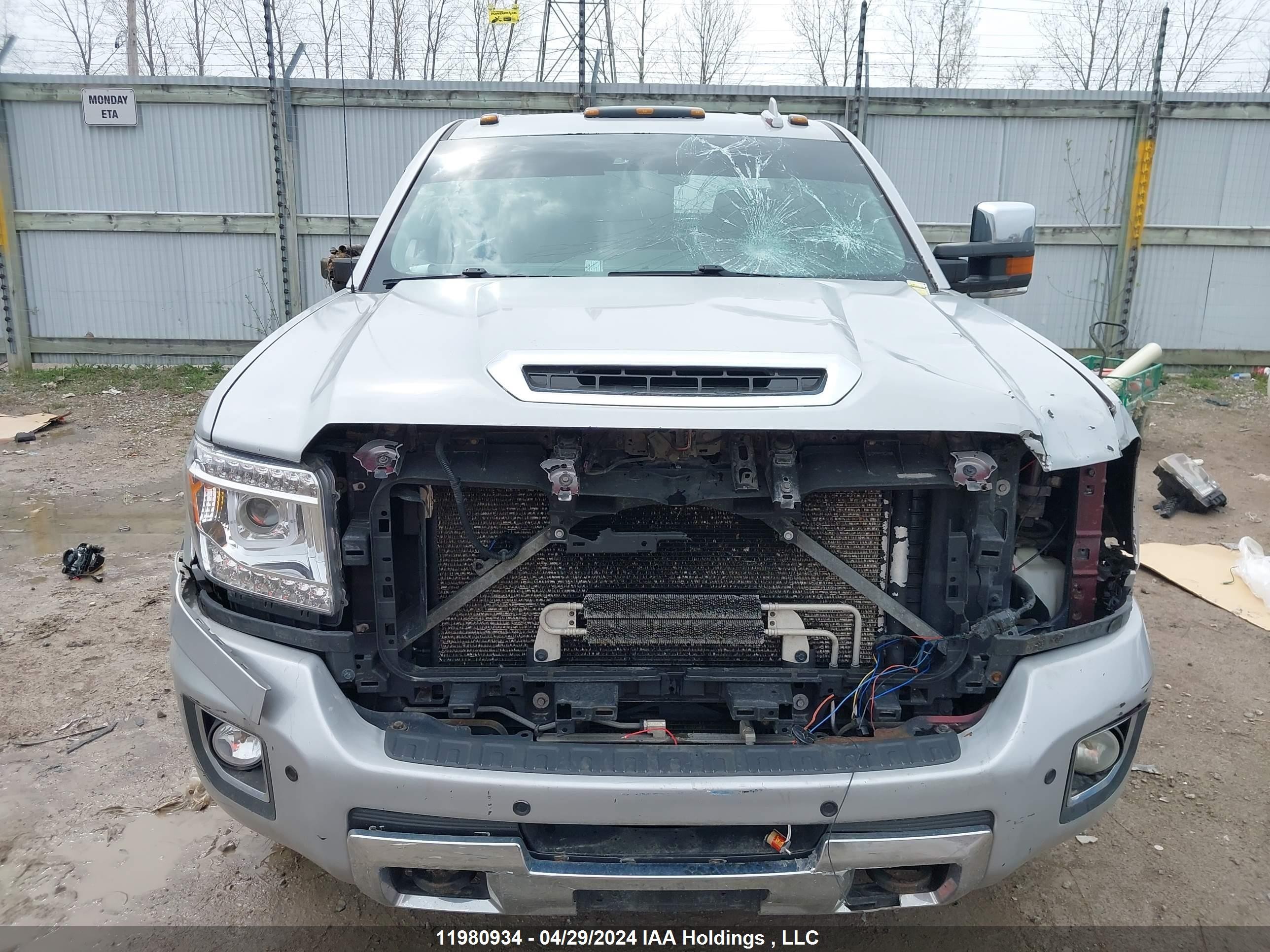 Photo 12 VIN: 1GT42YEG4GF115188 - GMC NULL 