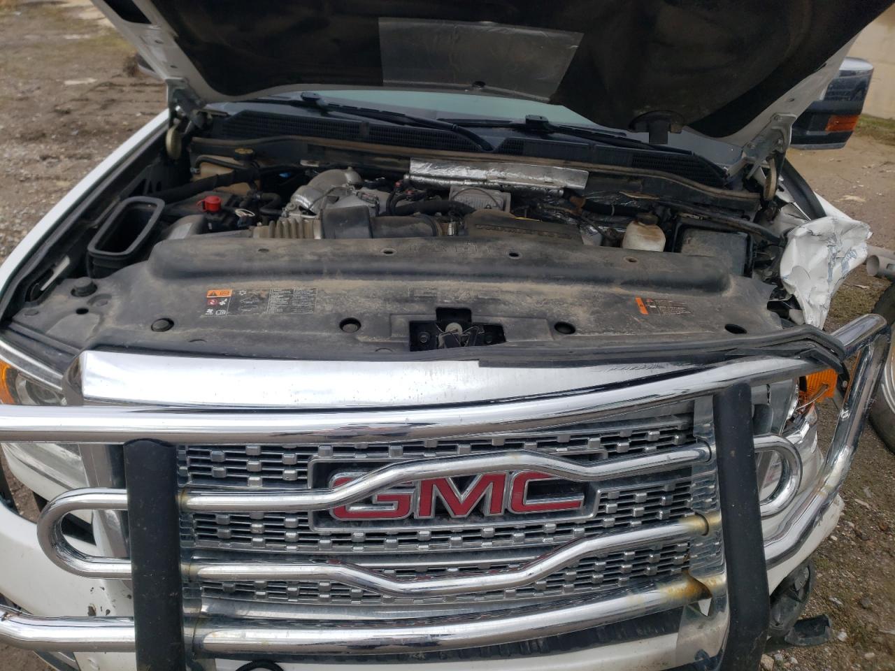 Photo 10 VIN: 1GT42YEY5JF196833 - GMC SIERRA 