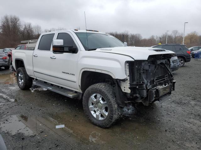 Photo 3 VIN: 1GT42YEY8JF246575 - GMC SIERRA K35 