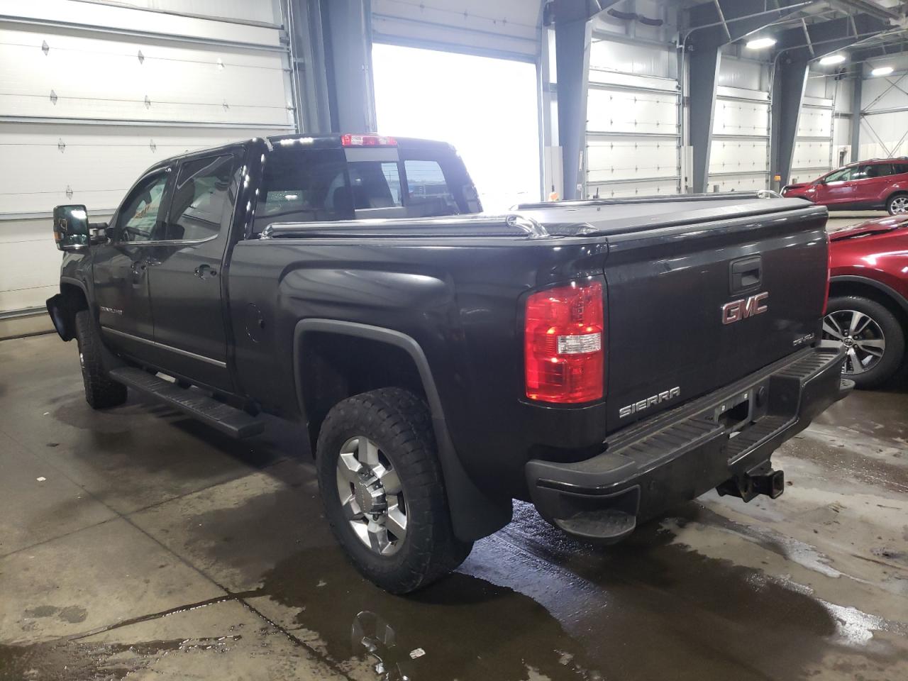 Photo 1 VIN: 1GT42YEY9JF142158 - GMC SIERRA 