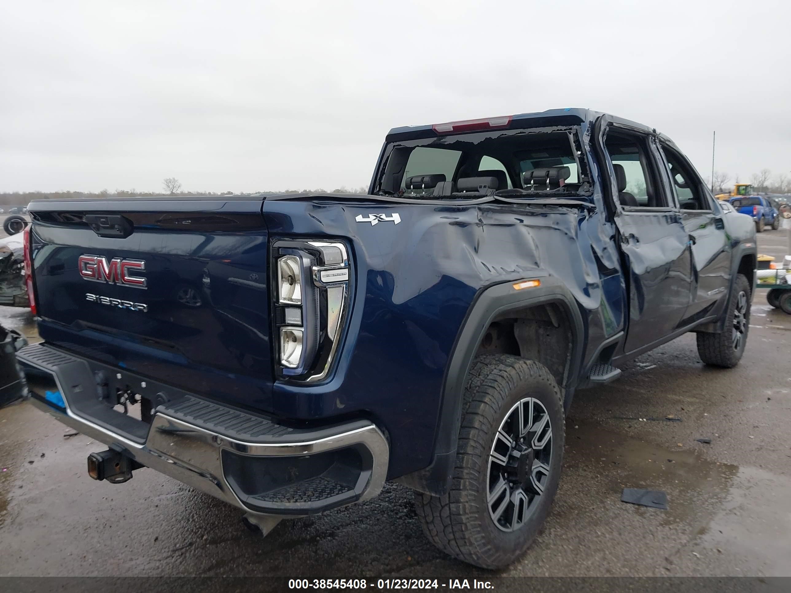 Photo 3 VIN: 1GT49LE76NF339686 - GMC SIERRA 