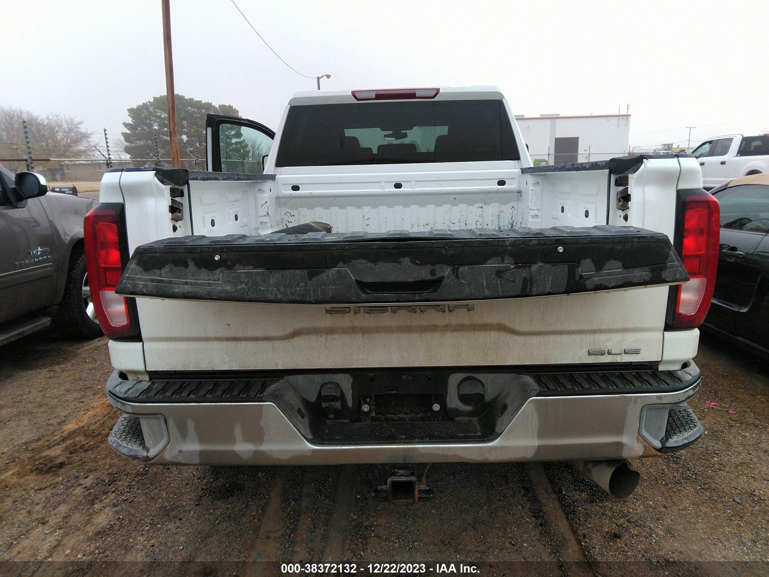 Photo 7 VIN: 1GT49MEY1PF213740 - GMC SIERRA 