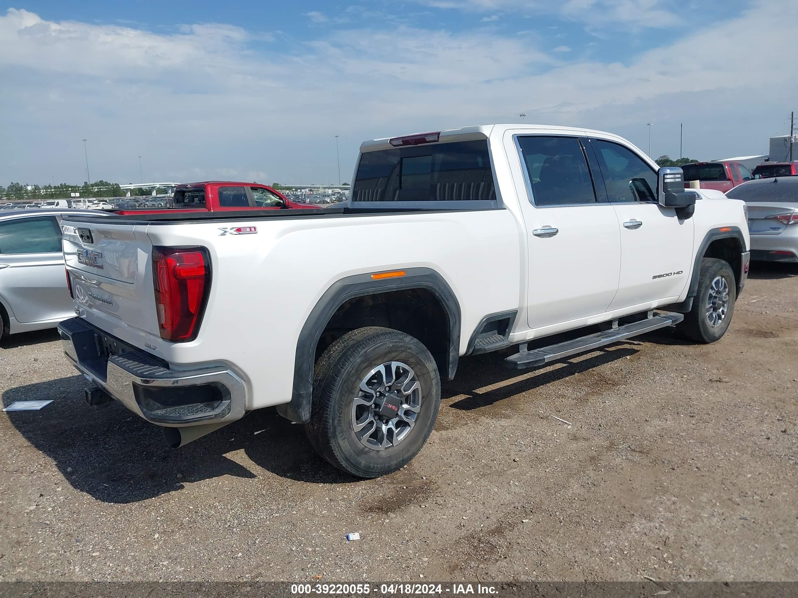 Photo 3 VIN: 1GT49NEYXNF153234 - GMC SIERRA 