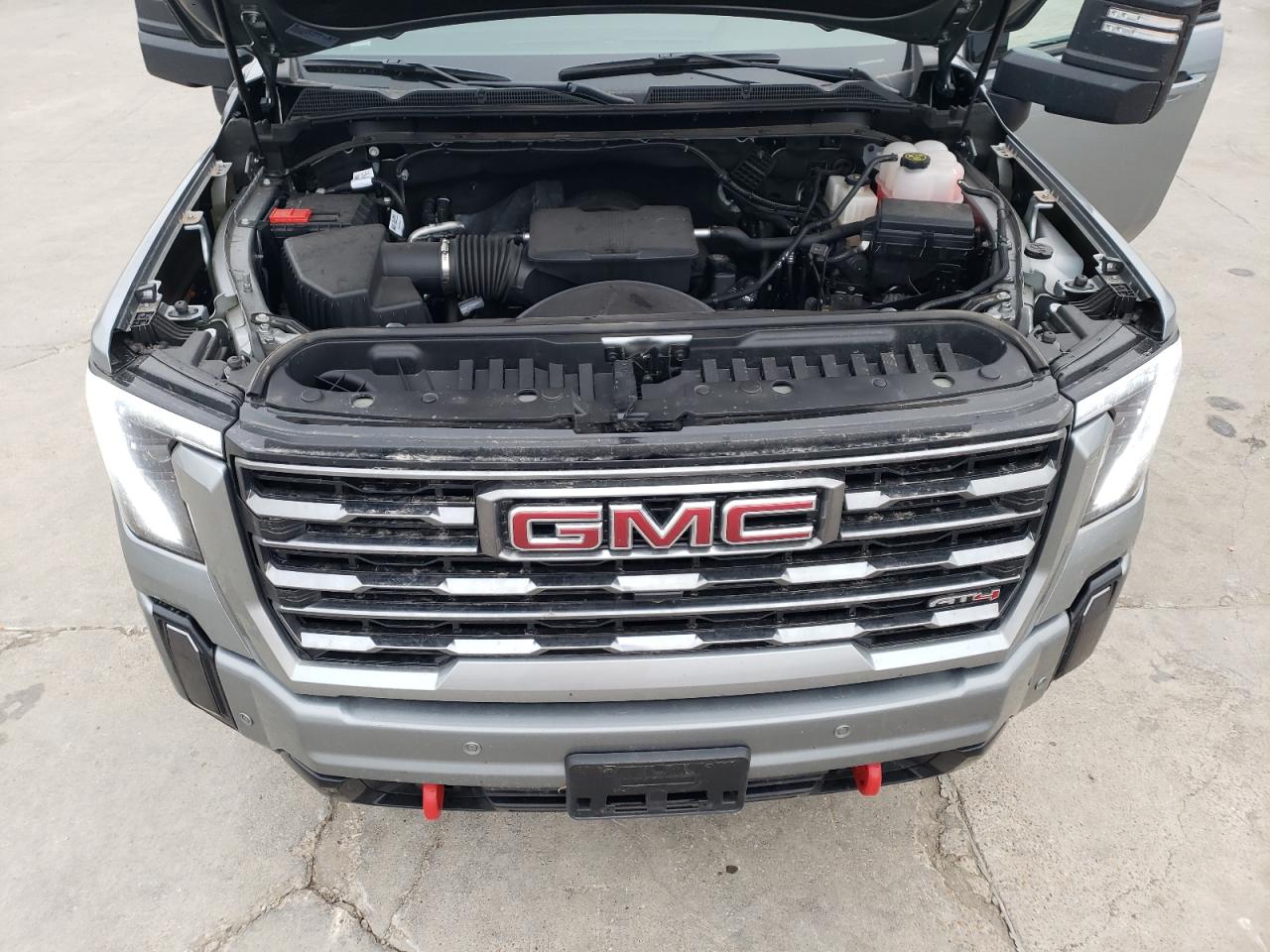 Photo 10 VIN: 1GT49PE74RF228910 - GMC SIERRA 