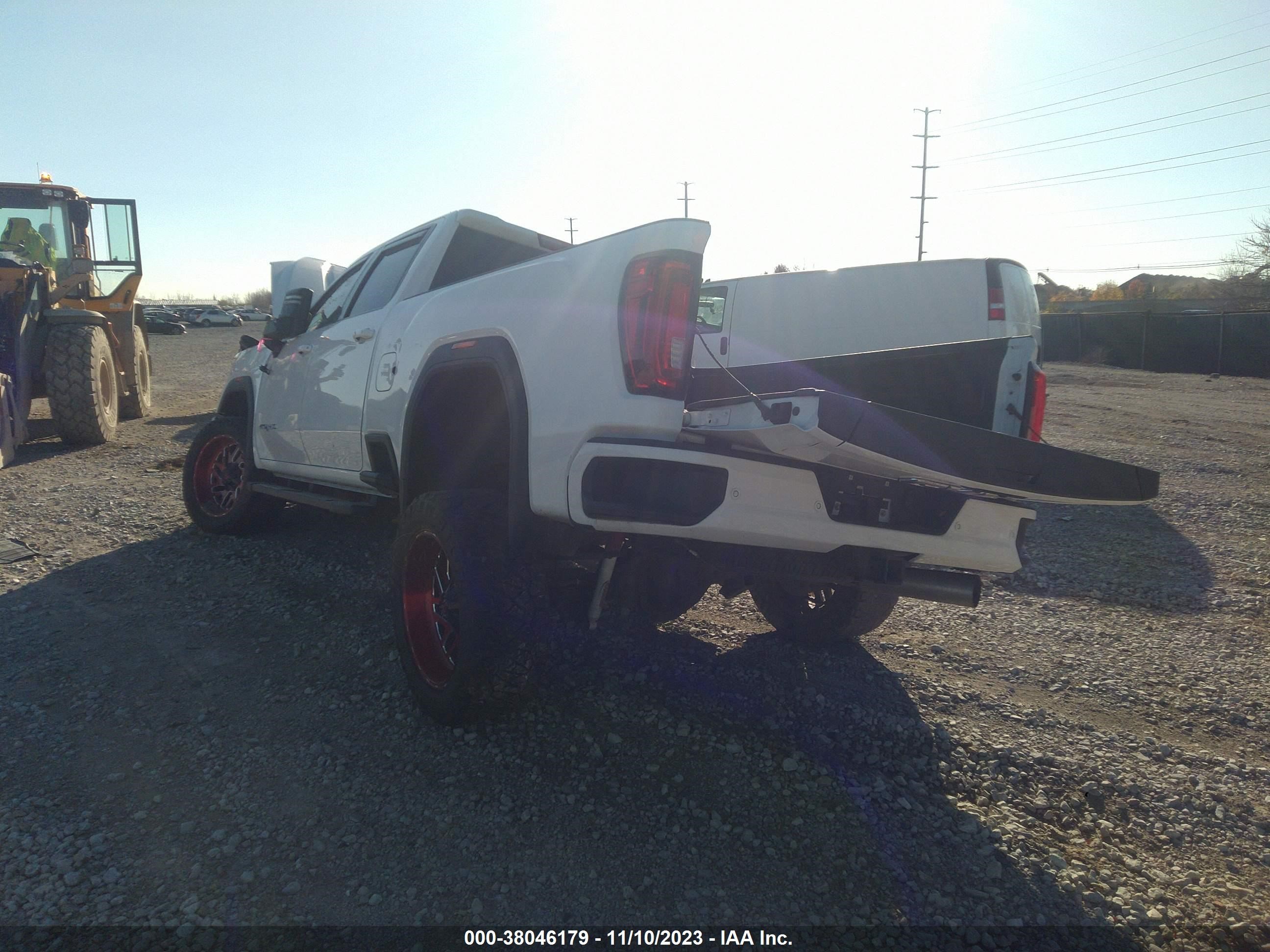 Photo 2 VIN: 1GT49PEY0LF109459 - GMC SIERRA 