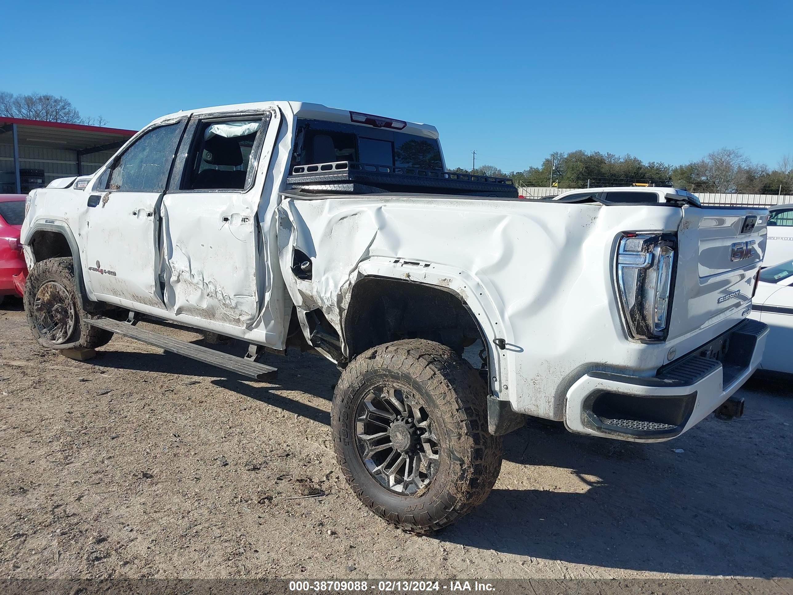 Photo 2 VIN: 1GT49PEY1NF151027 - GMC SIERRA 