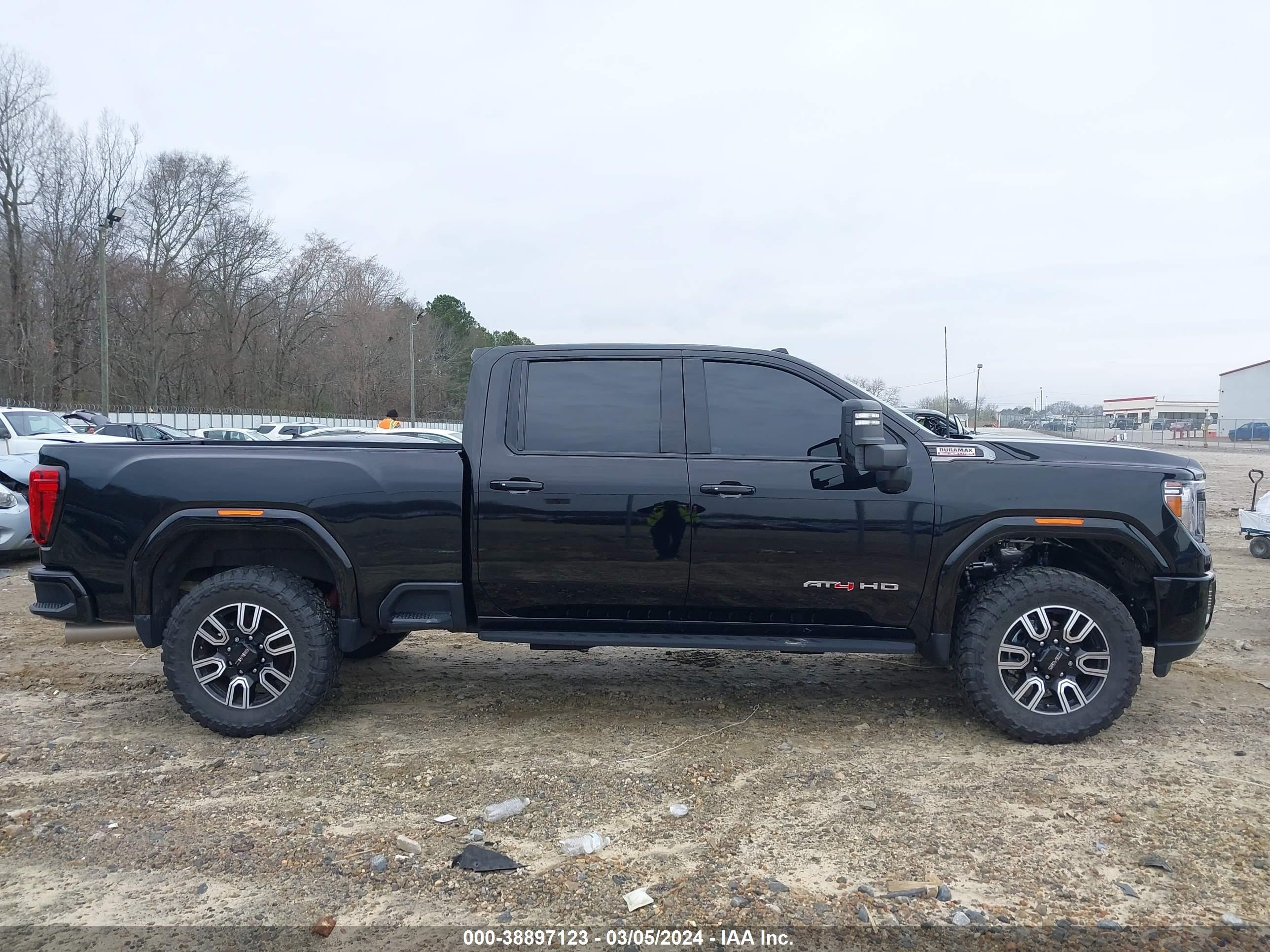 Photo 12 VIN: 1GT49PEY3NF265580 - GMC SIERRA 