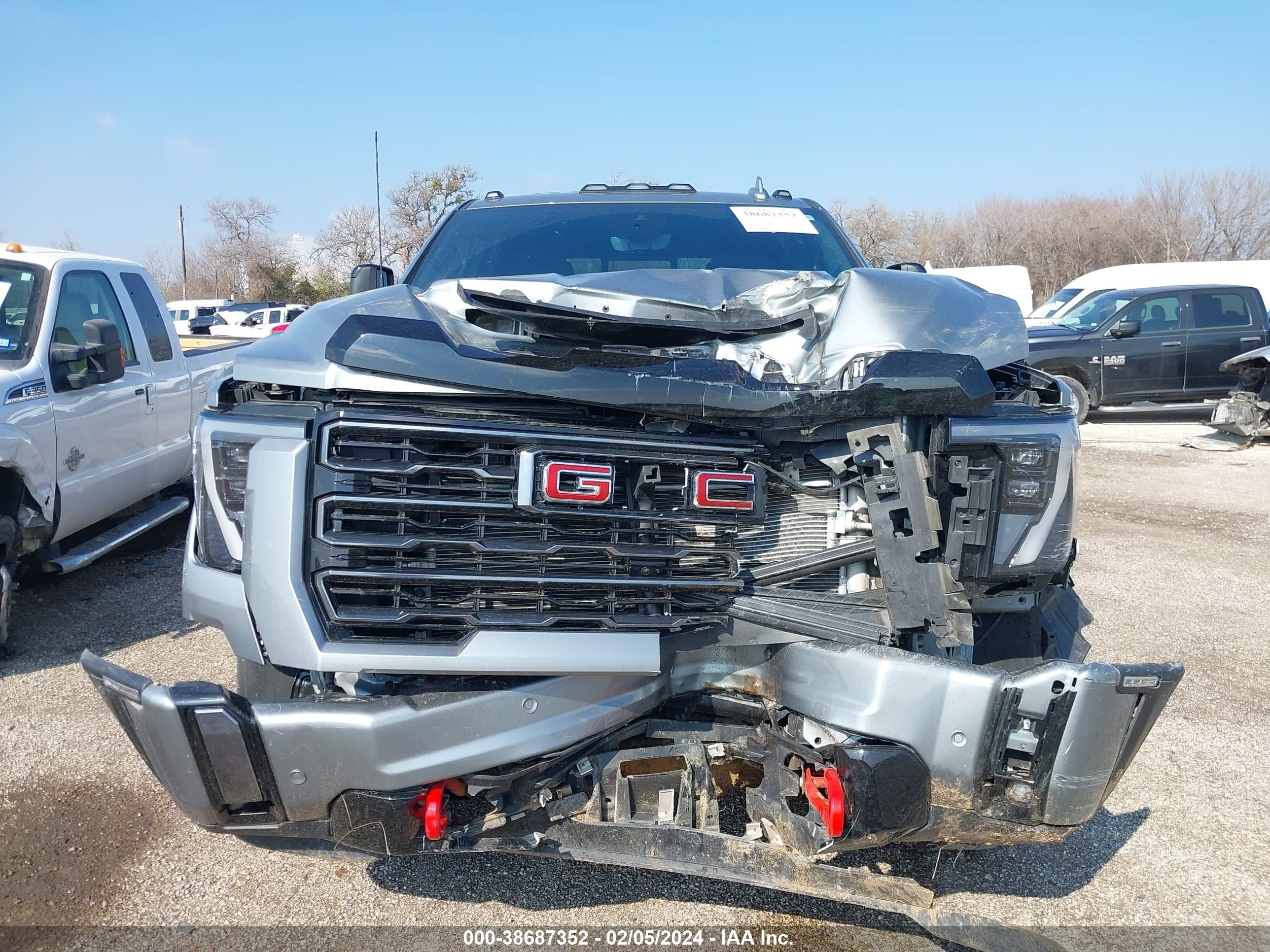 Photo 14 VIN: 1GT49PEY9RF143649 - GMC SIERRA 