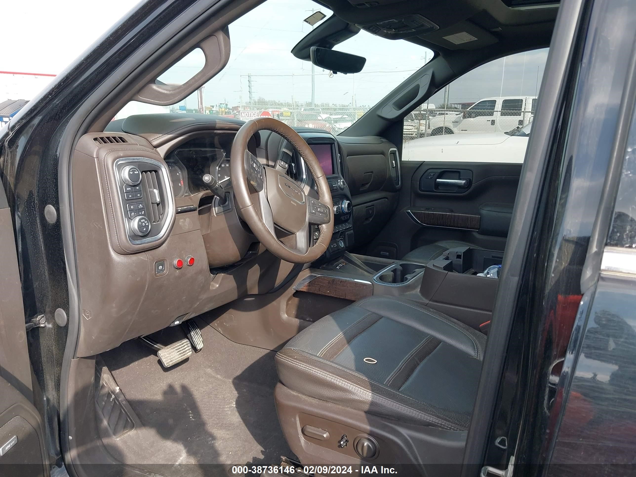 Photo 4 VIN: 1GT49REY6MF151132 - GMC SIERRA 